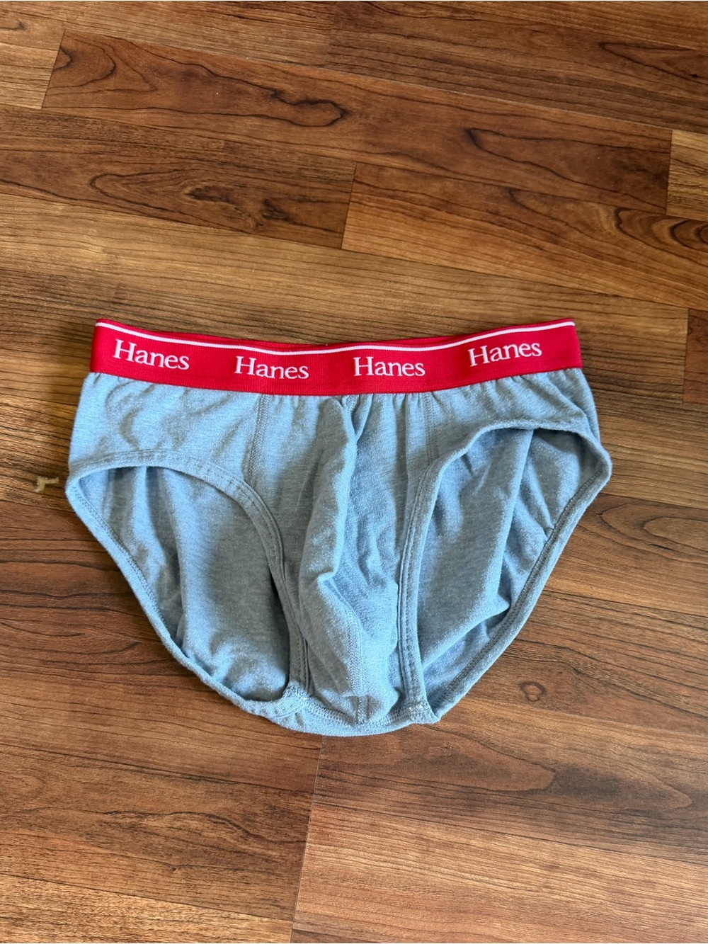 Men’s Hanes Briefs